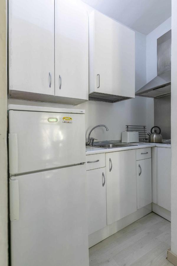 Acogedor Y Centrico Estudio Apartment Madrid Exterior foto