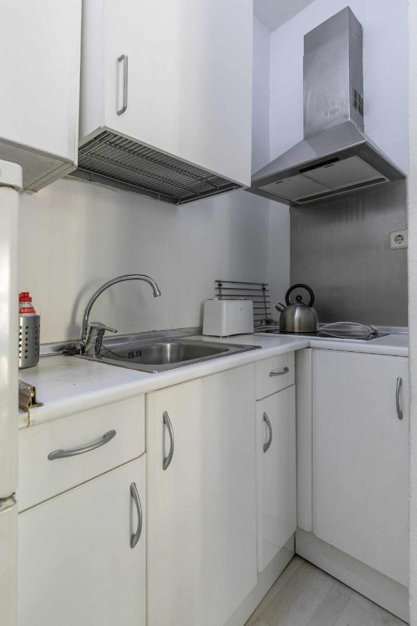 Acogedor Y Centrico Estudio Apartment Madrid Exterior foto